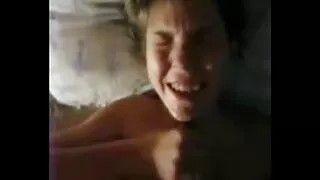 Alpha hucker ලස්සන සංඛ්යා දෙකක් ගැහැණු fucks